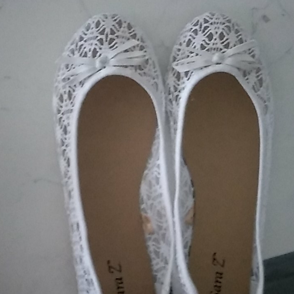 Beautiful lace flat dress shoes New